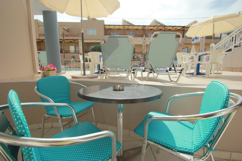 Anna Maria Hotel Platanés Szoba fotó